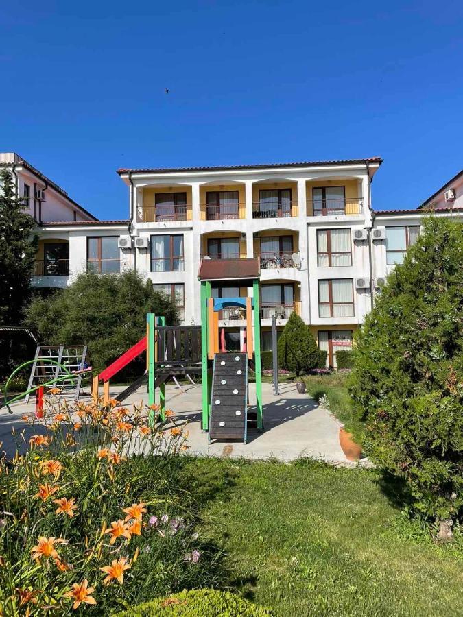 Rutland Sp Apartments Ravda Exterior photo